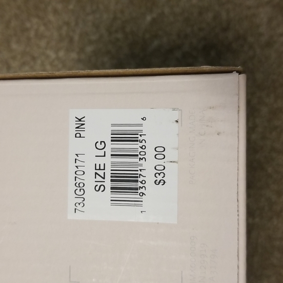 Pink Memory Foam Slippers - Picture 4 of 7